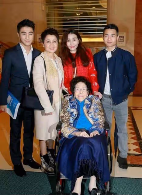曝賭王姐姐何婉鴻去世！享年106歲，經歷喪偶喪女守寡78年未再婚