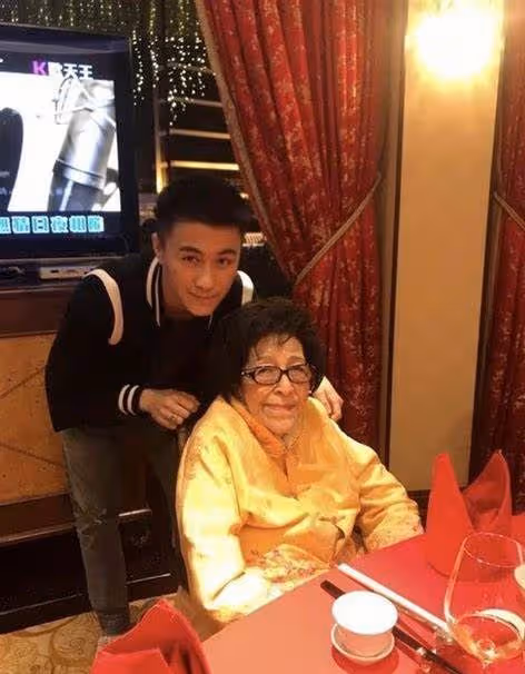 曝賭王姐姐何婉鴻去世！享年106歲，經歷喪偶喪女守寡78年未再婚