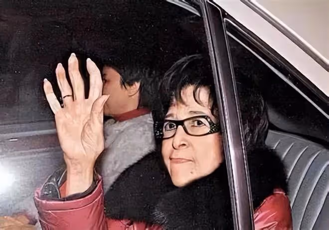 曝賭王姐姐何婉鴻去世!享年106歲,經歷喪偶喪女守寡78年未再婚