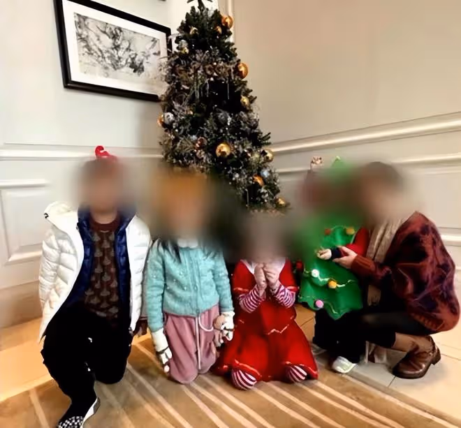 蔡天鳳的兩個子女已知母親遇害,現任婆婆將孩子接回家中安慰