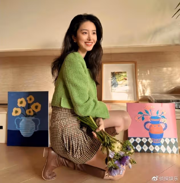 楊采鈺懶理與劉亦菲乾爹分手傳聞,開心曬旅行照,穿泳裝身材傲人