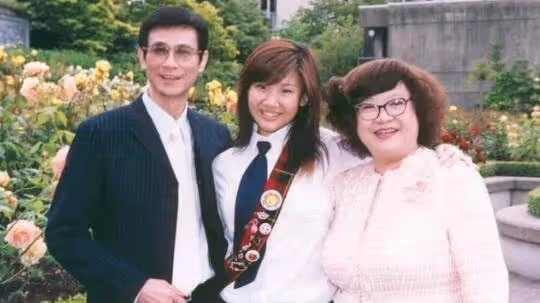 沈殿霞昔日受訪片公開：從不埋怨鄭少秋，提及最大願望及婚姻態度