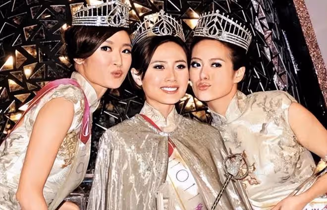 恭喜!34歲港姐季軍宣布懷二胎,曾戴滿金器嫁富商,揚言生4個娃
