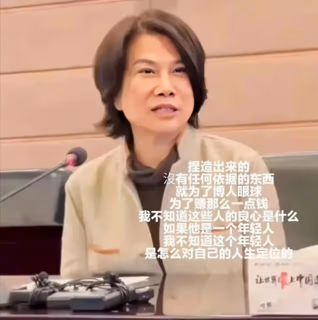 68歲董明珠現身廣東引圍觀，逛翡翠市場擺一大桌，扮相顯嫩沒架子