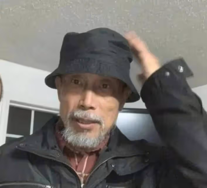 太可憐！66歲孫海英被爆在國外落魄到撿垃圾，網友熱議！