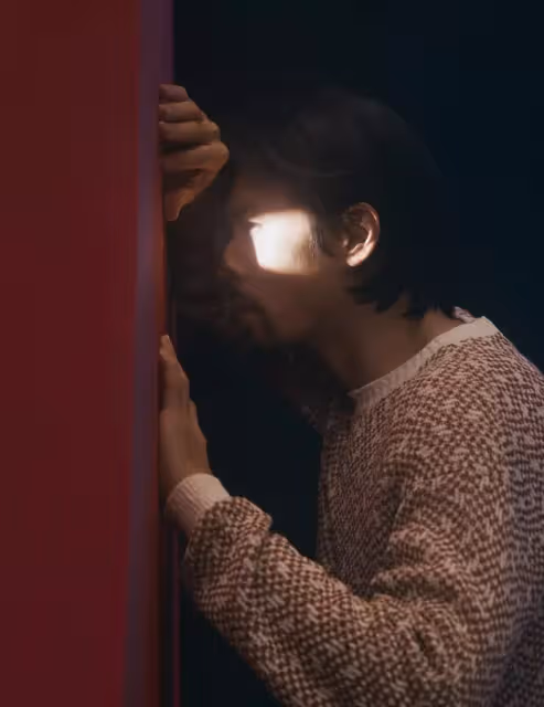 玄彬蓄鬍長發展現男人味,變身粗獷新手奶爸