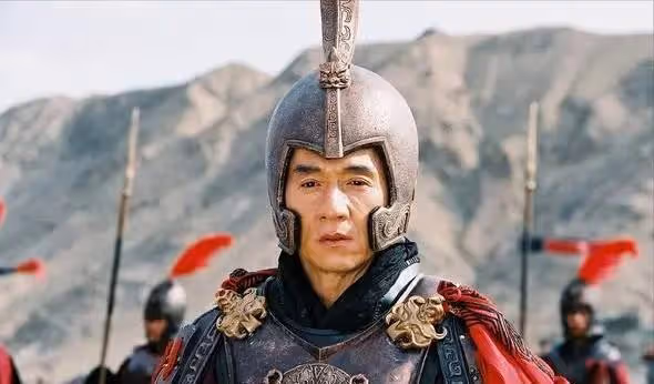 68歲成龍再拍《神話2》,女主角換30歲娜扎,這是要爺孫戀?