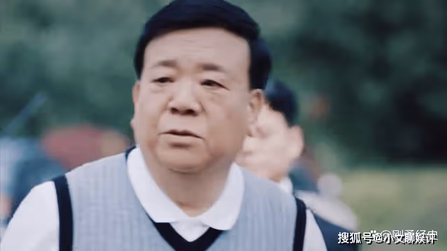 《風雨送春歸》余仲君愚蠢至極,不會得到人們的半點同情