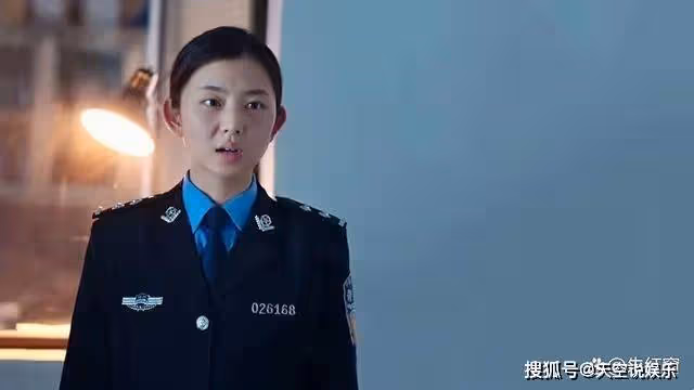 《狂飆》這個女人深不可測，運籌帷幄不輸陳書婷，程程還是嫩了