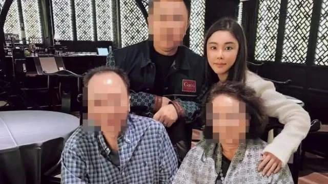 曝蔡天鳳神秘父親突然被傳喚，事發至今從未露面……