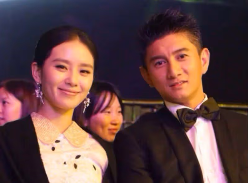 婚變風波後吳奇隆首亮相!1米73身高被質疑,與1米65女星不相上下