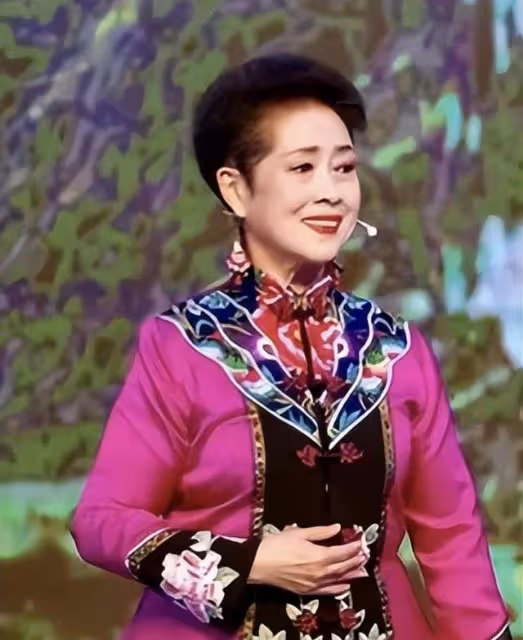 80歲劉三姐黃婉秋去世！生前最後遺言惹人淚目，昏迷數日搶救無效