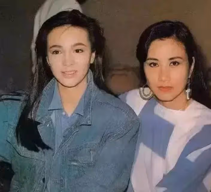 鄭裕玲：不相信婚姻，兩段感情談了26年，如今身邊除了錢還是錢