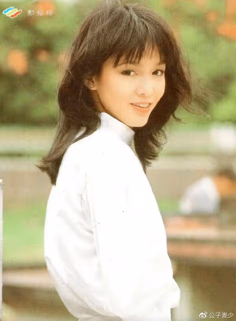 鄭裕玲：不相信婚姻，兩段感情談了26年，如今身邊除了錢還是錢