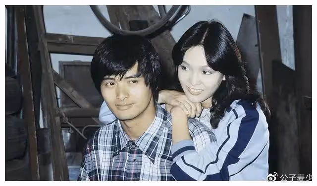 鄭裕玲:不相信婚姻,兩段感情談了26年,如今身邊除了錢還是錢