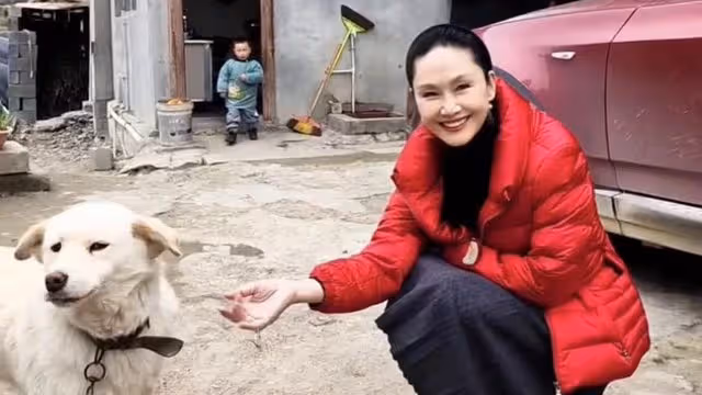 57歲於文華現身農村生活！離婚後帶女兒嫁網友，晚年生活很幸福