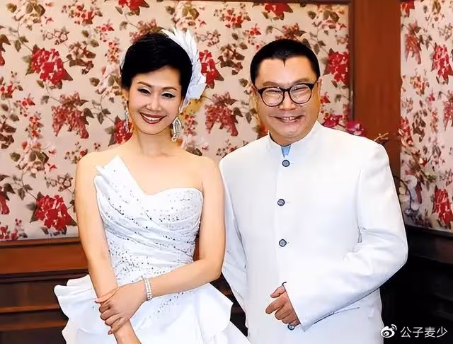 57歲於文華現身農村生活!離婚後帶女兒嫁網友,晚年生活很幸福