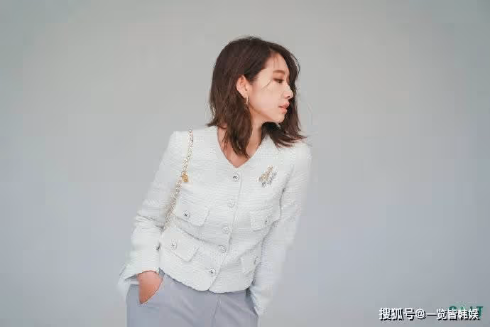 朴信惠春日寫真美麗動人 再次演醫生搭檔朴烔植 產後復出狀態極佳