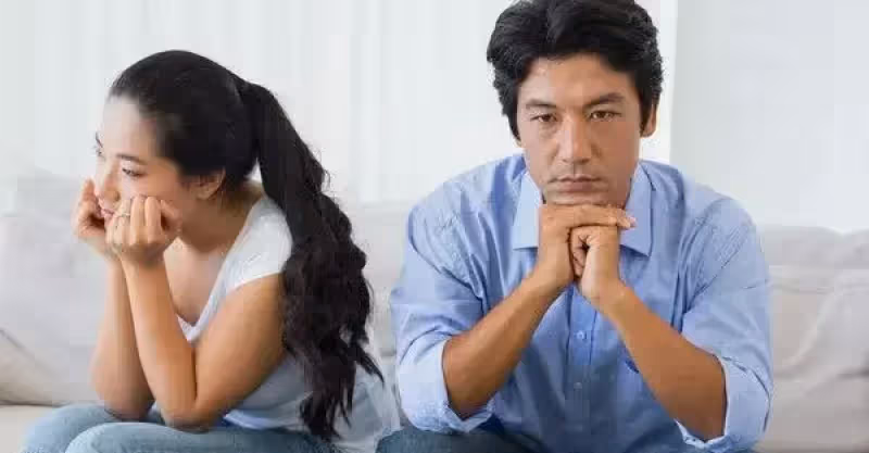 我45歲，丈夫失業在家躺平，我選擇住進單位宿舍，堅決不養軟飯男!