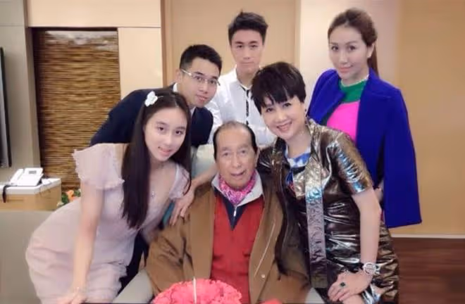 又一賭王子女當演員！29歲演電影造型帥氣十足，曾與TVB花旦相戀