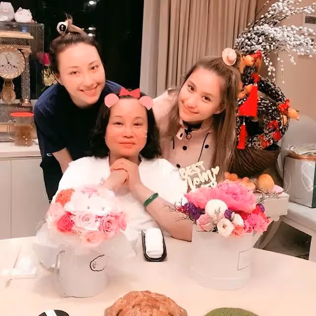 賭王三房好事成雙，兩位千金婚事將近，7旬三太陳婉珍發福明顯