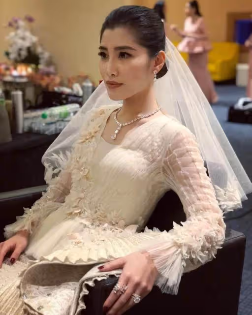 劉德華小姨子陳雪玲,一年舉辦3次婚禮,身家75億堪稱名媛天花板