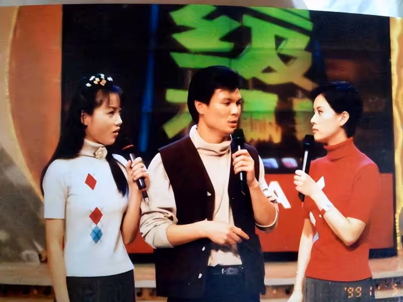 58歲李彬近況罕曝光，患腎臟病仍在慢慢調整，憶往昔惹哭搭檔李黎