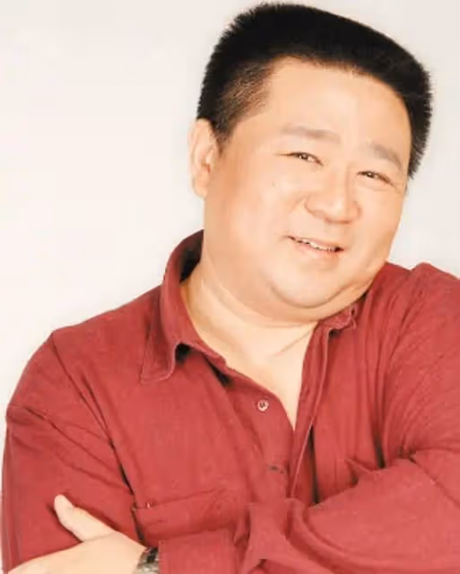 可愛的胖子梁冠華，老婆愛上他的胖，為演電視劇漂亮30斤