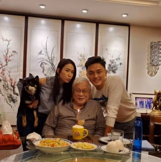 未來岳父病逝疑哭到眼腫!TVB男星承諾照顧女友遭嘲諷:莊家媳婦