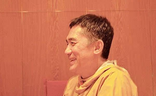妻夫木聰同框梁朝偉!曬照「迷弟視角」全開 意外x影帝行蹤