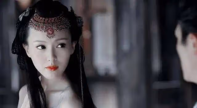 唐嫣資源很差?正午陽光配角希望渺茫,傻白甜劇本也輪不上