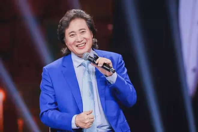 戴玉強母親去世,他回老家奔喪全程喜笑顏開,還在家門口搭戲台