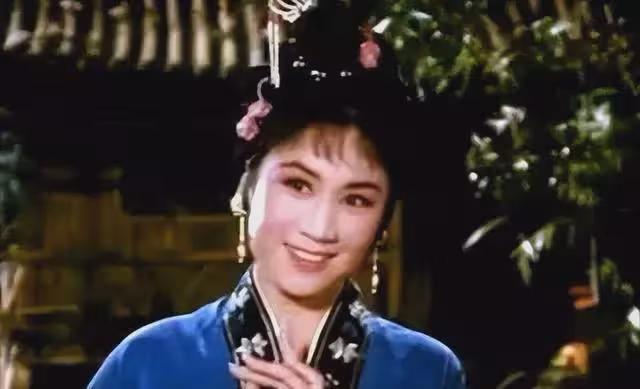 想起了傅錦華,她是真正的歌仙