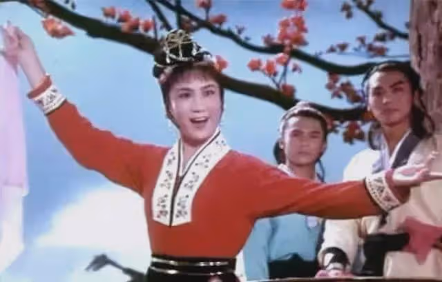 想起了傅錦華,她是真正的歌仙
