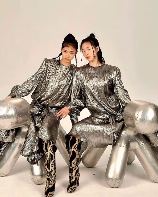 小S兩個女兒拍雜誌,像29年前大小S的翻版
