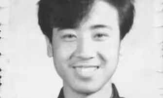 演員於和偉：2段著名緋聞，寵妻31年，他的生活有多精彩？