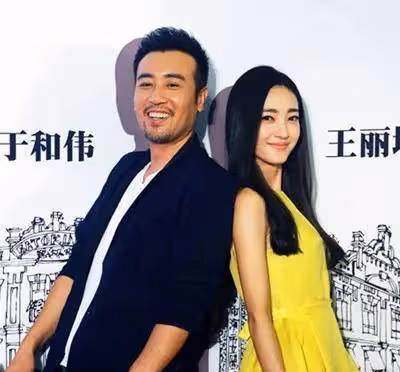 演員於和偉:2段著名緋聞,寵妻31年,他的生活有多精彩?
