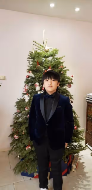 快嗑!貝兒上熱搜,費曼霸氣保護,喊話網友不要騷擾貝兒沖他來