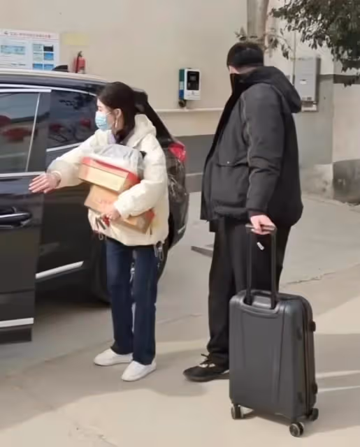 公開吐槽朱小偉懶、不體貼，大衣哥兒媳婦陳萌，終於忍不住爆發了