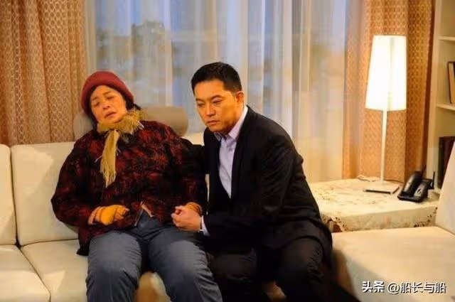 「懷孕三個月能做親子鑑定嗎」丈夫問這話,我預約手術準備離婚