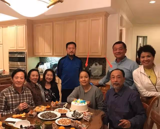 孫海英又被爆在美國翻垃圾桶,曾經是知名的老戲骨,如今是怎麼了
