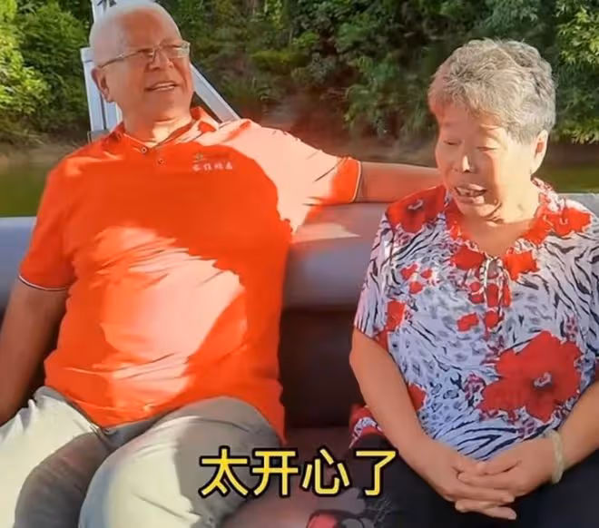 老戲骨張洪傑帶妻子海南養老,公寓曝光環境舒適,包3餐每月8千