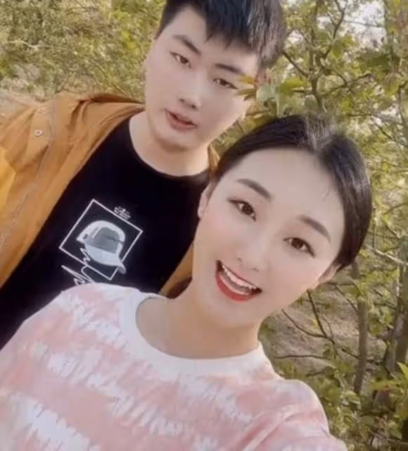 陳亞男疑嫁富二代!婚紗照曝光真假難辨,前夫朱小偉當保安曝婚變