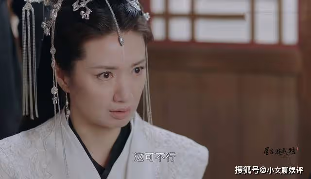 《星落凝成糖》看懂嘲風的身世，才明白他叫有琴大哥，其實很吃虧