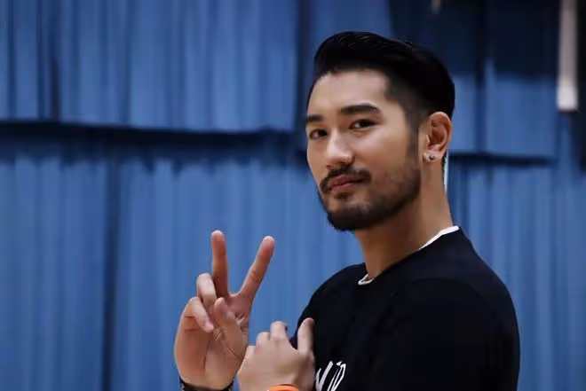 高以翔離世3年半，摯友發合影照悼念他，孩子也已經2歲了