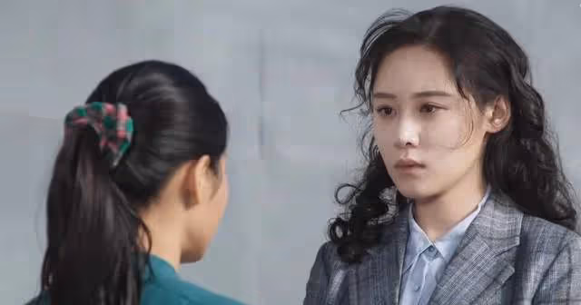 榮梓希《九道彎》賈小櫻演技炸裂,殷桃一席話被驗證,至今一語中的