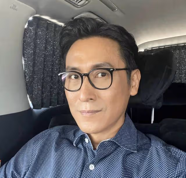 又走一個!TVB知名男星宣布再度離巢,放棄包薪合約到內地發展