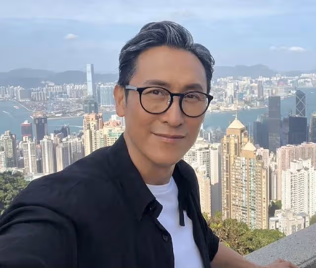 又走一個!TVB知名男星宣布再度離巢,放棄包薪合約到內地發展