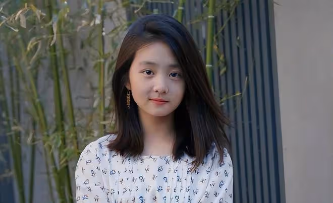 曝17歲黃多多開公眾號分享讀物,讀音全錯太離譜,被嘲賣學霸人設