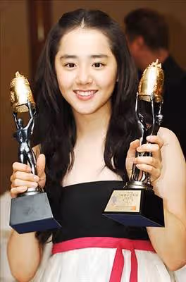 文根英復出出演《地獄公使2》 36歲已出道24年 是韓國國民初戀